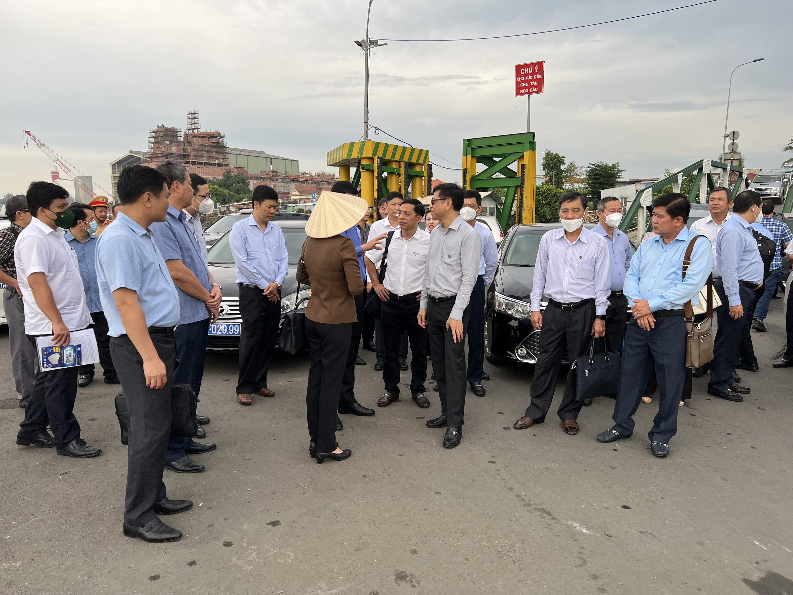 Chi cục Đường thủy nội địa khu vực III tham gia thị sát hệ thống cảng biển và đường thủy nội địa